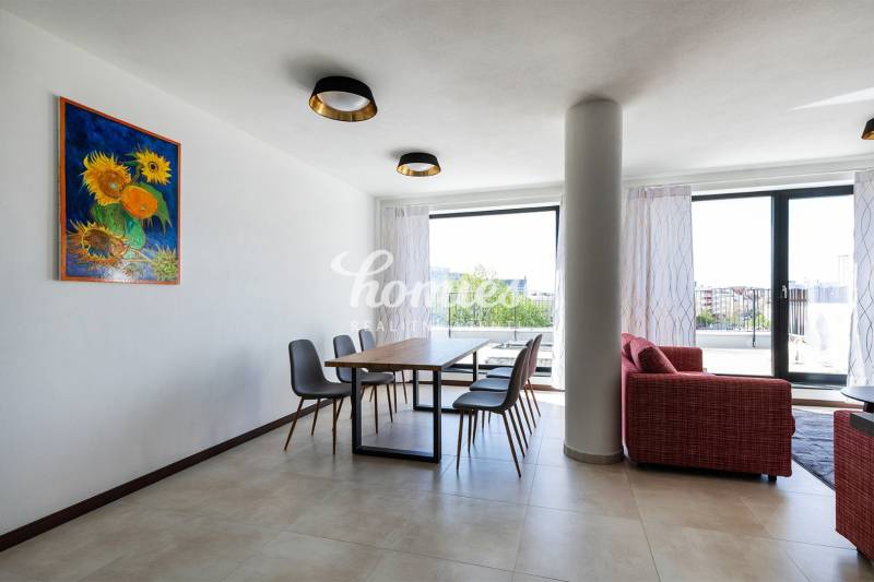 PRENÁJOM 3 izbové luxusné byty priamo v centre Nitry