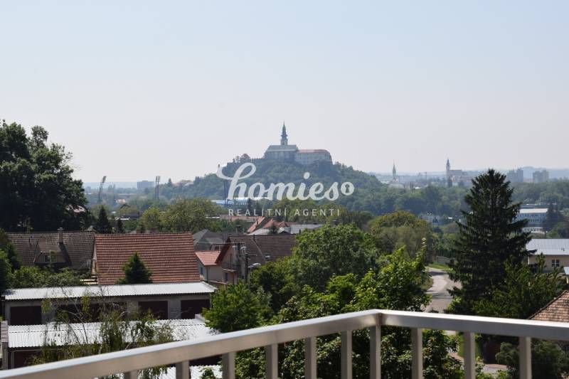 PRENÁJOM 2 izbový  moderný byt, NOVOSTAVBA,  garáž