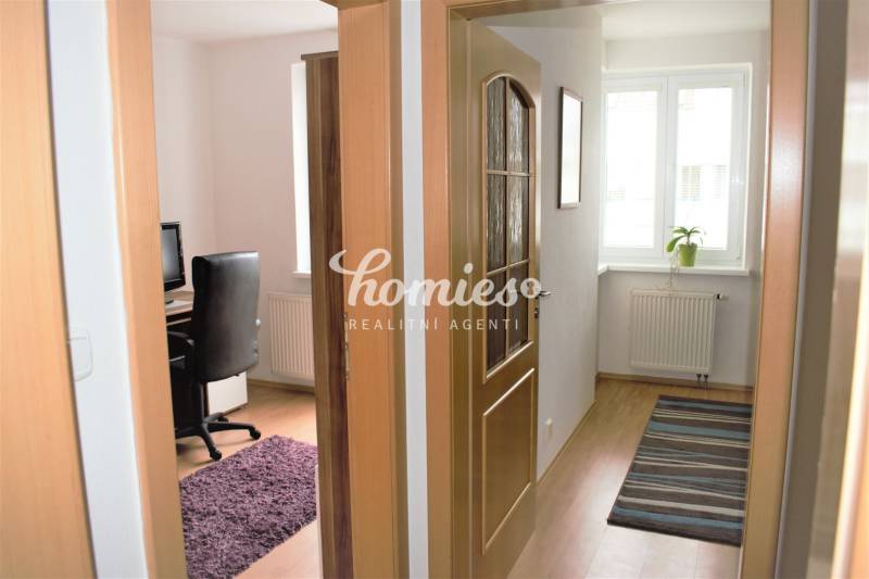 hallway.jpg