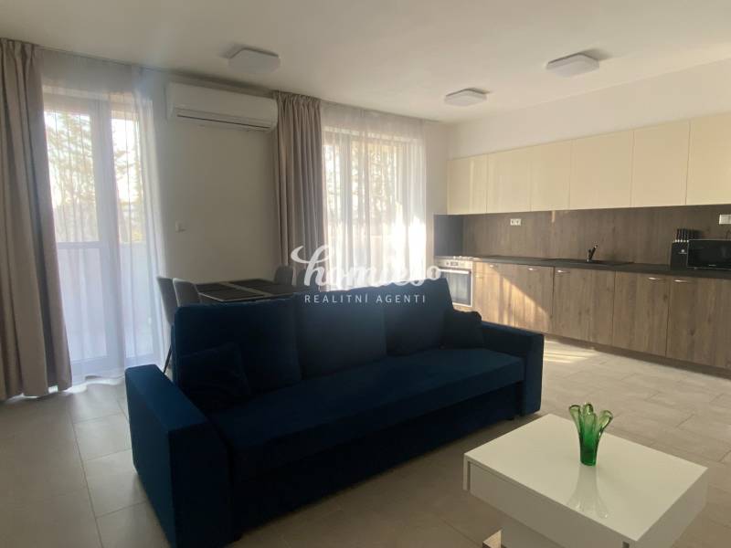 PRENÁJOM 2 izbový luxusný byt vo výnimočnom prostredí v centre Nitry