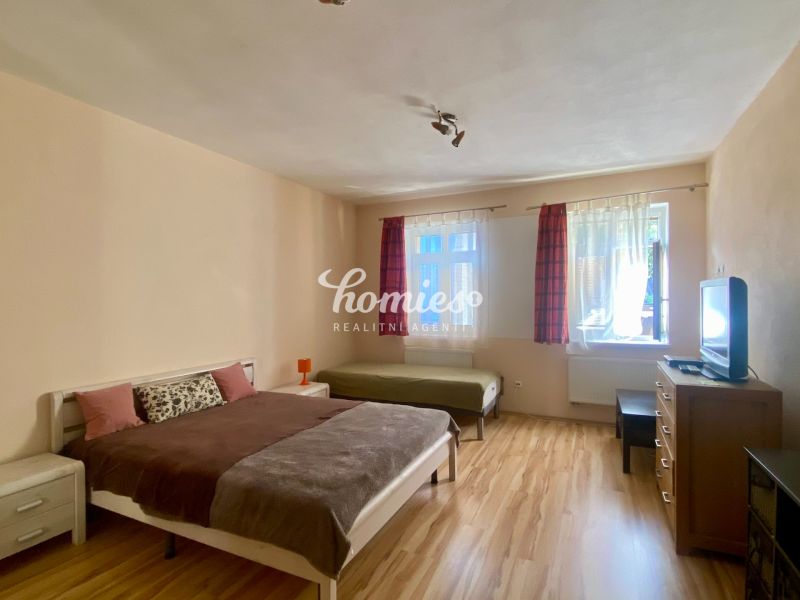 PRENÁJOM  2 samost. miestnosti plus zázemie,  centrum - Kalvária