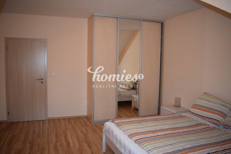 bedroom II